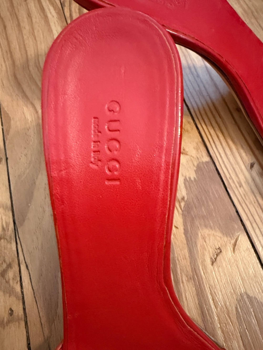 Gucci Red Patent Leather Slide Sandals with Gold Buckle Accent - Picture 3 of 4